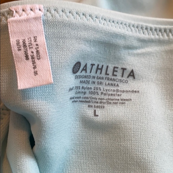 🎈NWT! Athleta Clean Medium Bottom - light blue - Picture 13 of 14